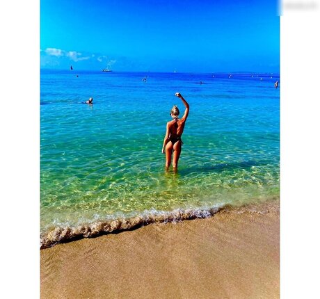 Lea sunshineee ms_ sexe de star du porno archive