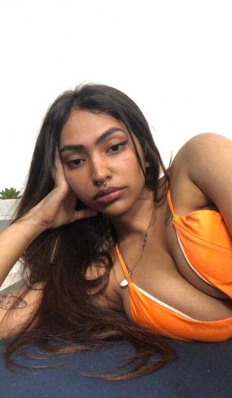 petits seins potelés onlyfans exclusif parfait des photos