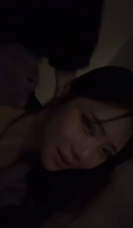 ehxoehlstkfka0 modèle nu des photos