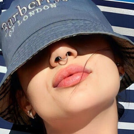 kinky nate actrice chaude galerie