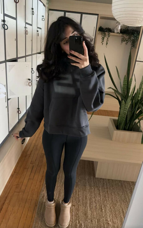 Melody Oz mannequin galeries