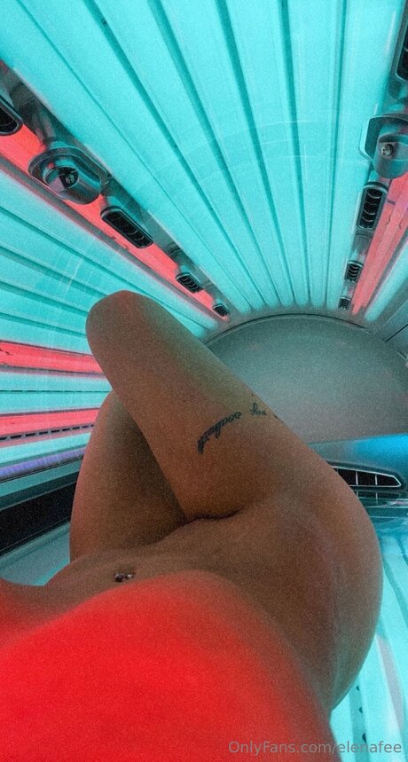 Elenafee modèle chaud archive