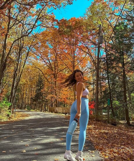 julie tirado beau modèle galeries