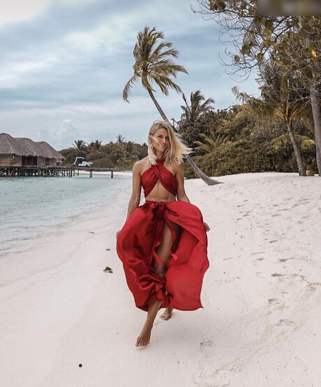 Adrienne Koleszar modèle sympa galerie