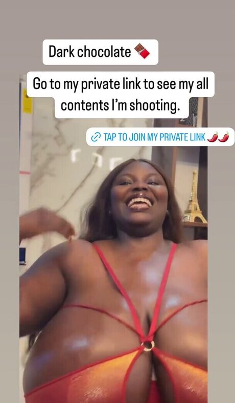 Busty Vivian Fotoaufnahmen