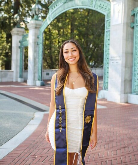 Olivia Jordan nus star du porno image