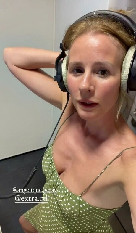 jeunes nus onlyfans exclusif xxx img