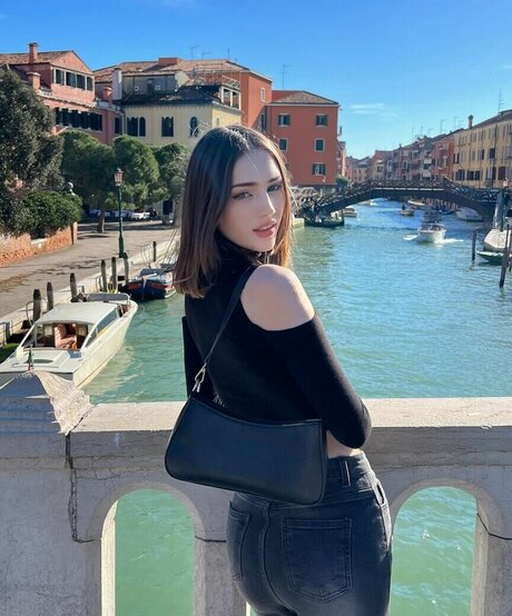 Mary Amber étoile galeries