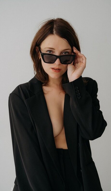 Iris Mareike Steen étoile adulte collection