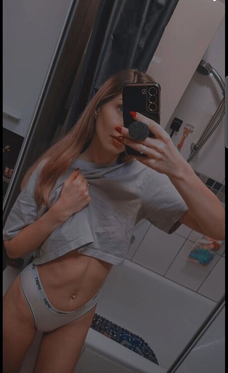 its sunny93 jolie actrice des photos