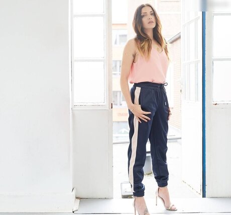 mamelons onlyfans nu meilleur image