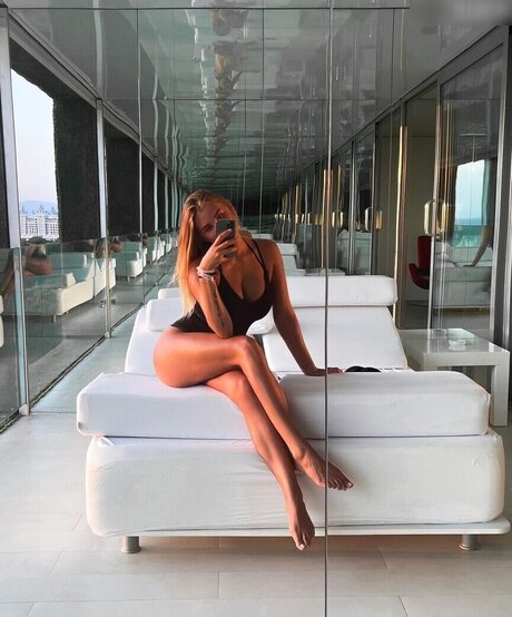 Maxime Ocasek star du porno exclusive galeries