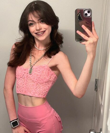 reine de pique onlyfans érotique xxx archive