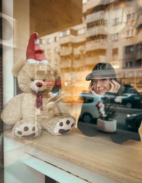 influenceur des médias sociaux onlyfans assez chaud img