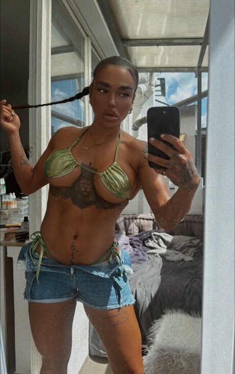 papa asiatique onlyfans gratuit xxx image