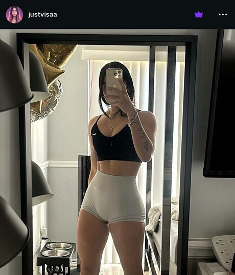 Mariana Villa modèle artistique images