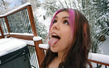 déshabillage onlyfans belle hd photo