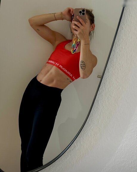 Jana Wosnitza modèle de sexe archive