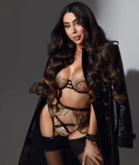 TS Aliyah Rose étoile de haute qualité archive