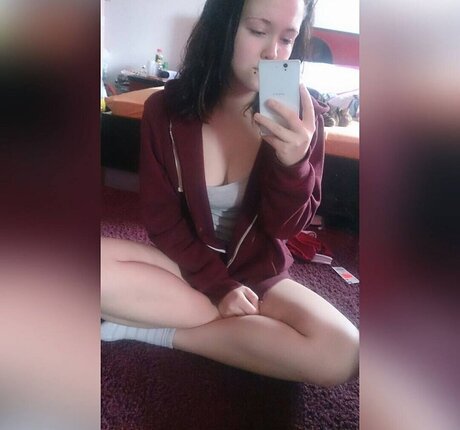 Laura Knoblauch modèle artistique collection