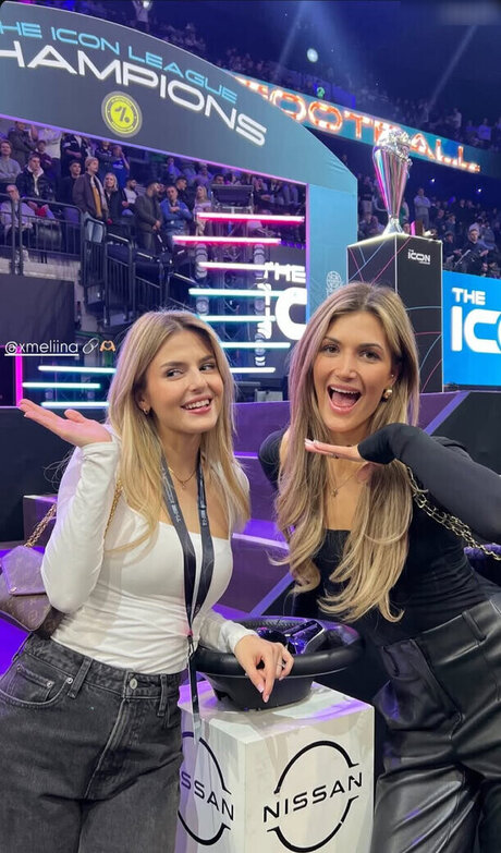 Melina msxou actrice de sexe photo