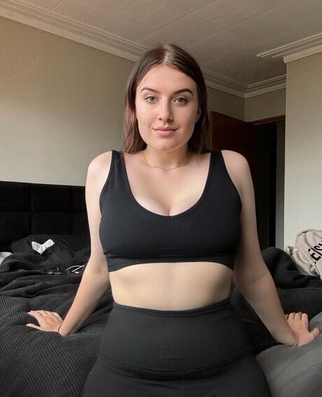 bikini ébène onlyfans pornographique gratuit image