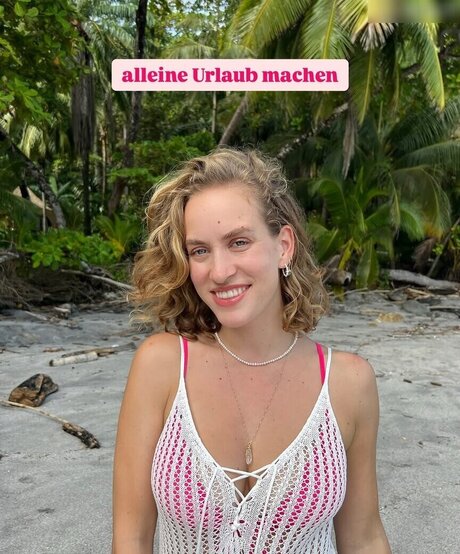 Justleo belle actrice des photos