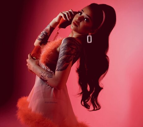 Bella Poarch modèle parfait galerie