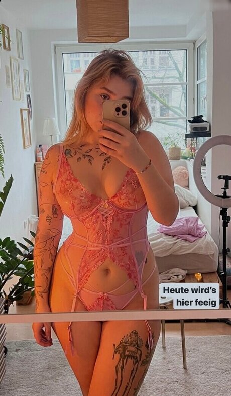 Viky kid star pornographique galeries