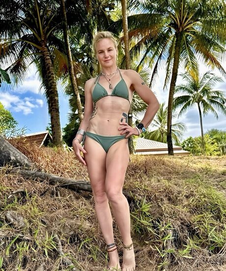 Valentina Shevchenko haut étoile galeries