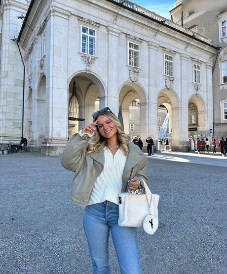 Alina Wachinger modèle de sexe archive