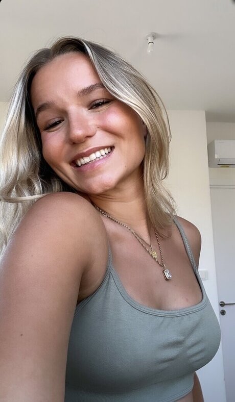 Alina Wachinger étoile magnifique images