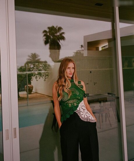 20 ans seulementfans assez hd des photos