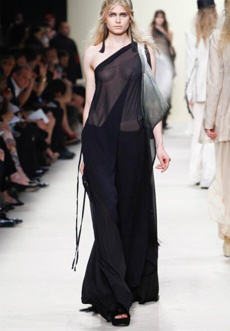 femme seulementfans jolis nus archive