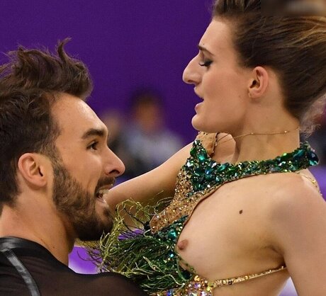 fans de poitrine plate uniquement adulte xxx photos