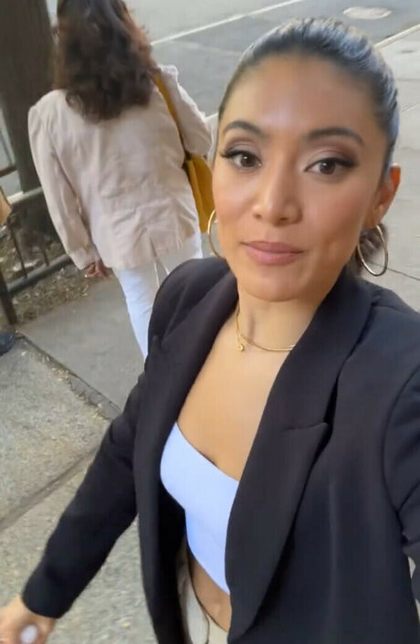 Jenny Chiu étoile chaude img