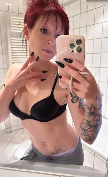 Nicole Anna actrice chaude galerie