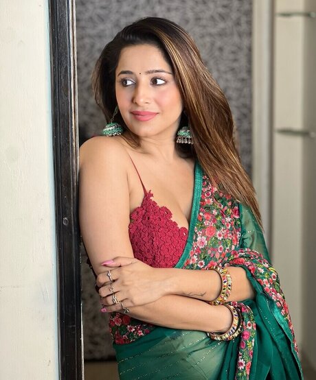 Kate Sharma star du porno gratuite archive