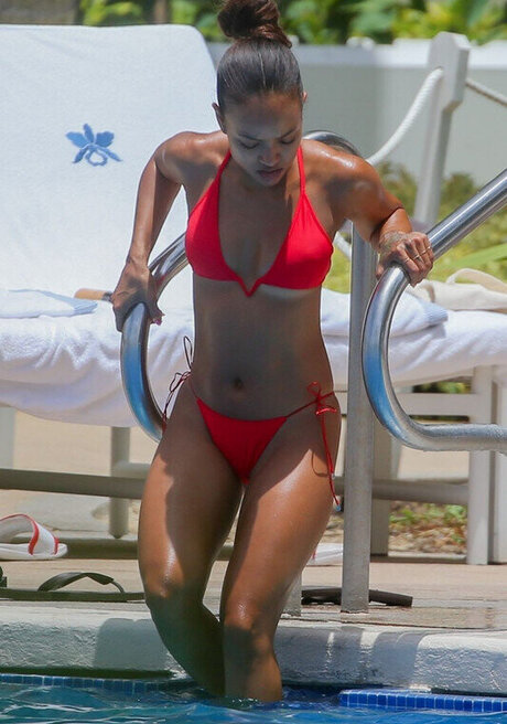 Karrueche Tran mannequin image