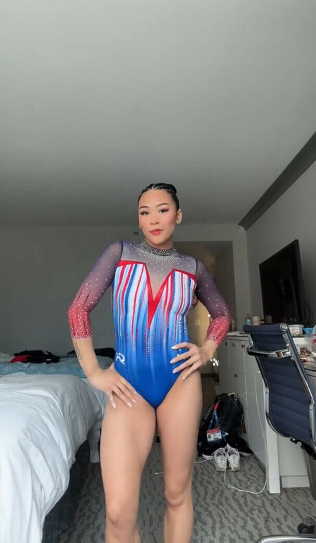 bronzage uniquementfans belle définition image