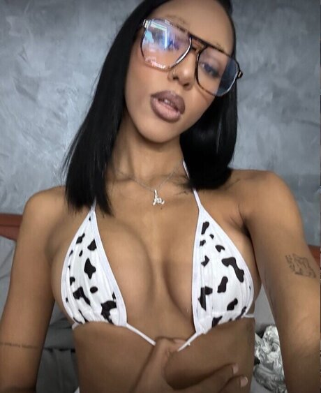 Aalishass Alishakone actrice pornographique photo