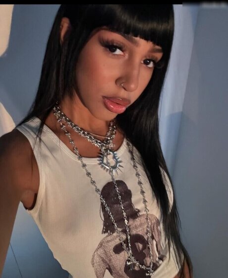 Aalishass Alishakone star du porno belle galeries