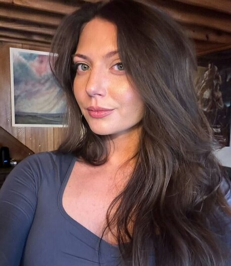 Theoreticalresearch actrice parfaite galeries