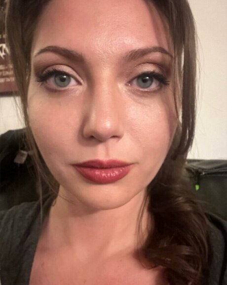 Theoreticalresearch actrice chaude archive