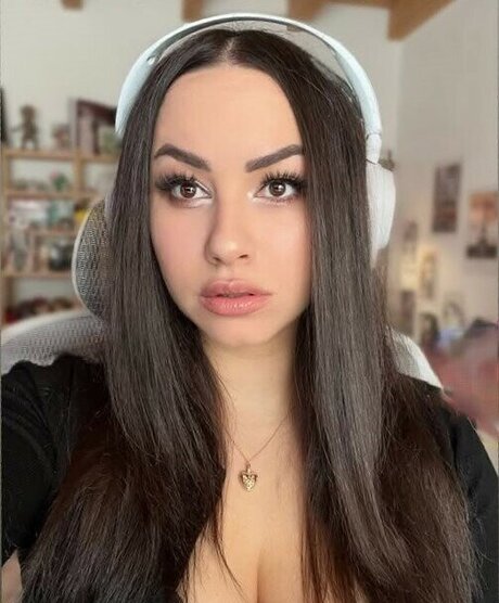 pawg rousse uniquementfans sexy chaud galeries