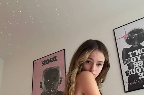 Aly Jade star du porno parfaite img