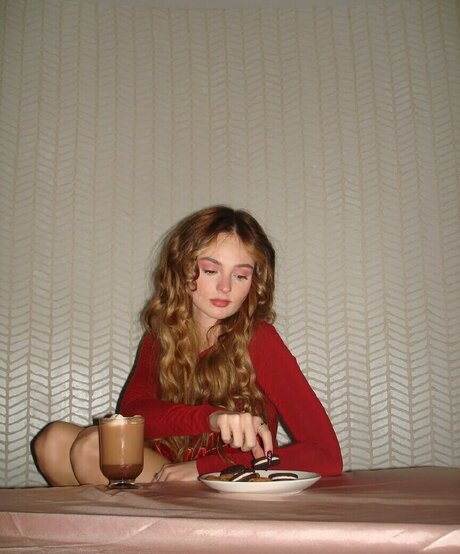 Aly Jade actrice érotique photo