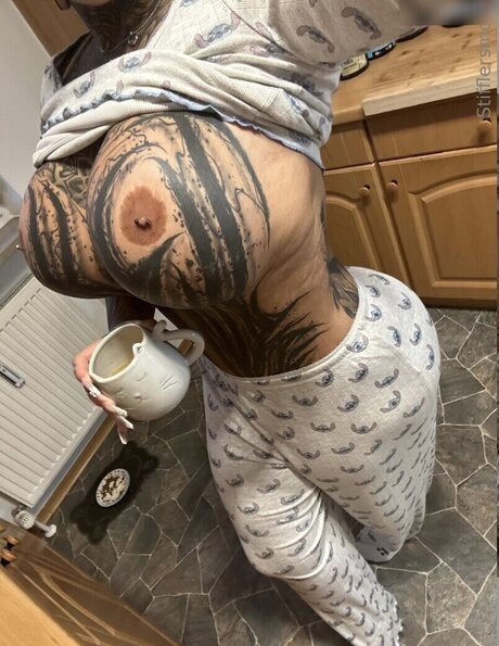 Stifflersmom actrice artistique galeries