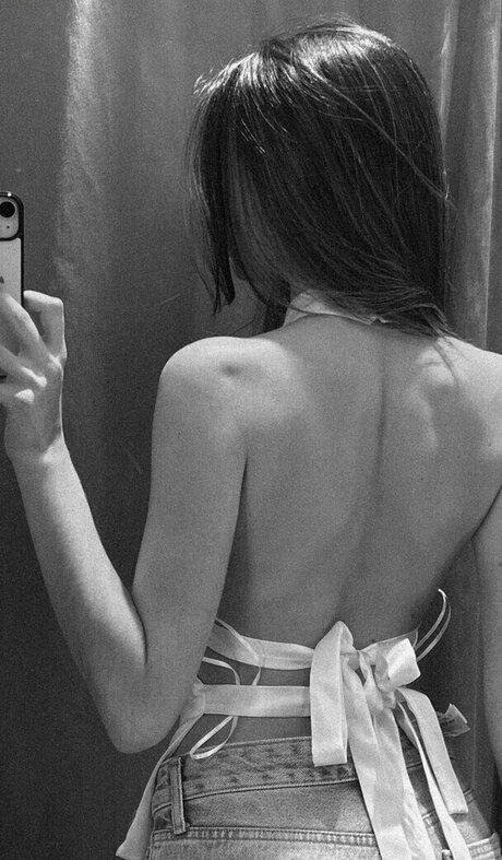 Francisca Simoes nus étoiles collection