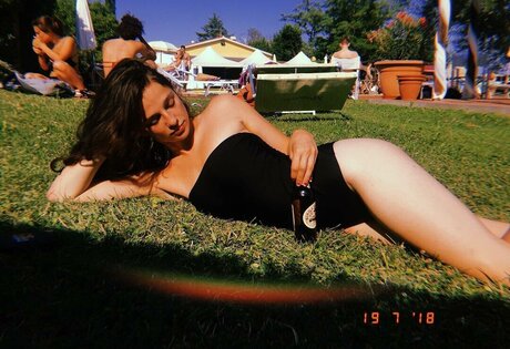 Marisa Abela mannequin images